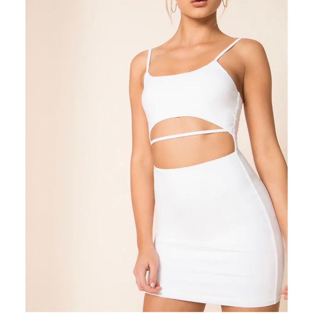 superdown Arianna Cut Out Dress in White XS